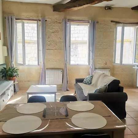 De La Cathedrale 2 *